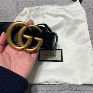 Women’s Gucci belt